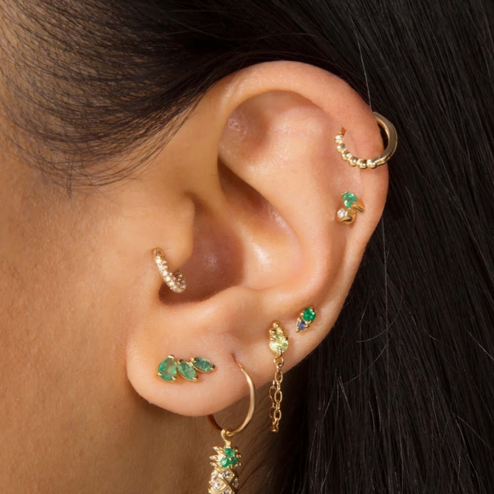 🐠STONE AND STRAND Emerald & Sapphire Buddy Stud Piercing 10k